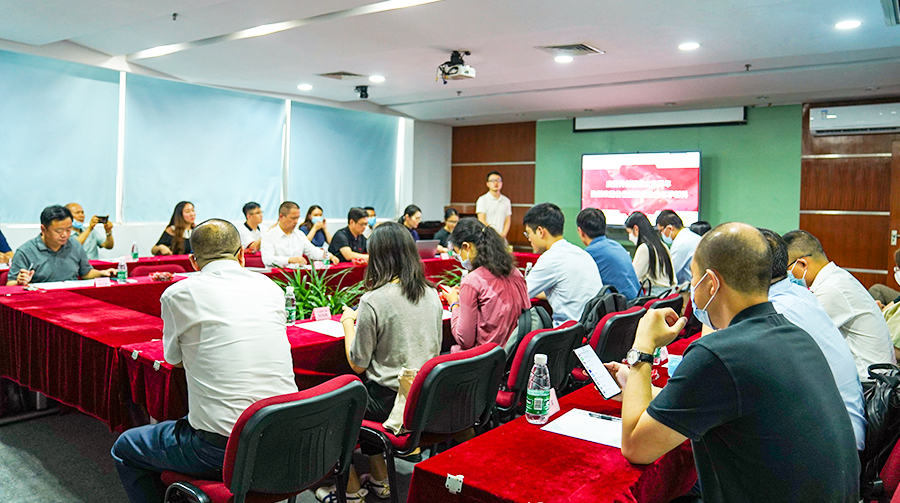 һ�����¿ƿƴ���������Ͷ������̸��